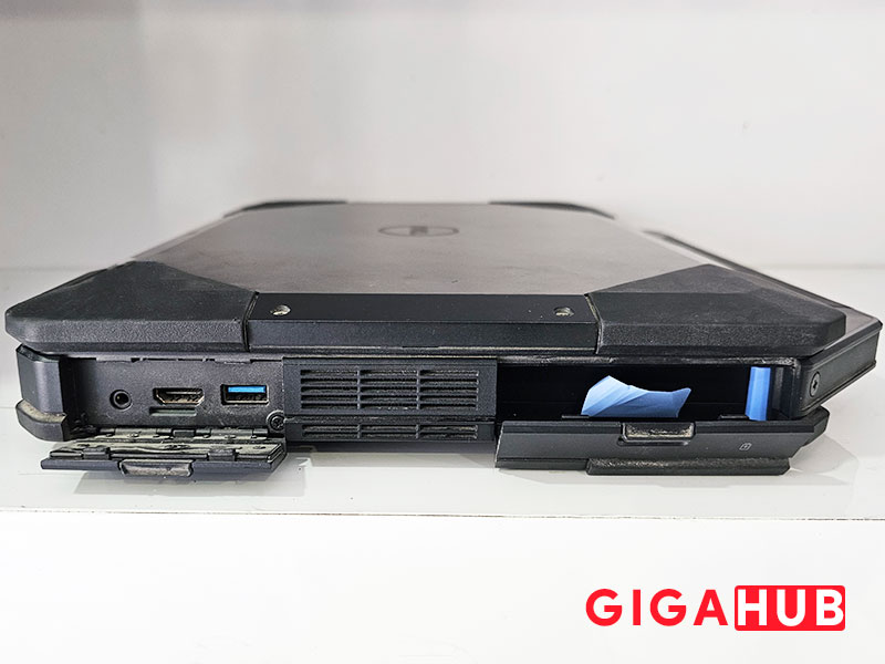 لپ تاپ 13 اینچ دل i5 8GB 256GB