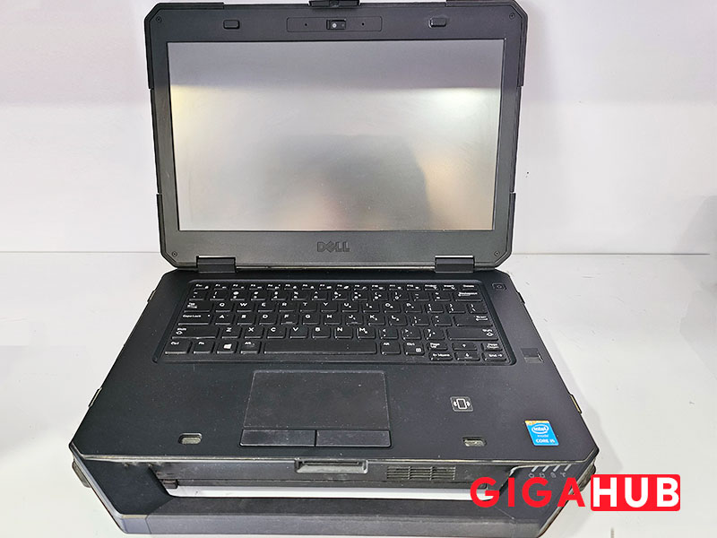 لپ تاپ 13 اینچ دل i5 8GB 256GB